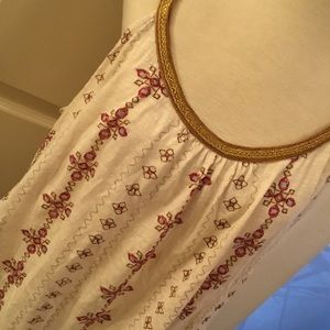 🎁 SALE! 🎁 Lucky Brand Embroidery-Look Swing Tank Top